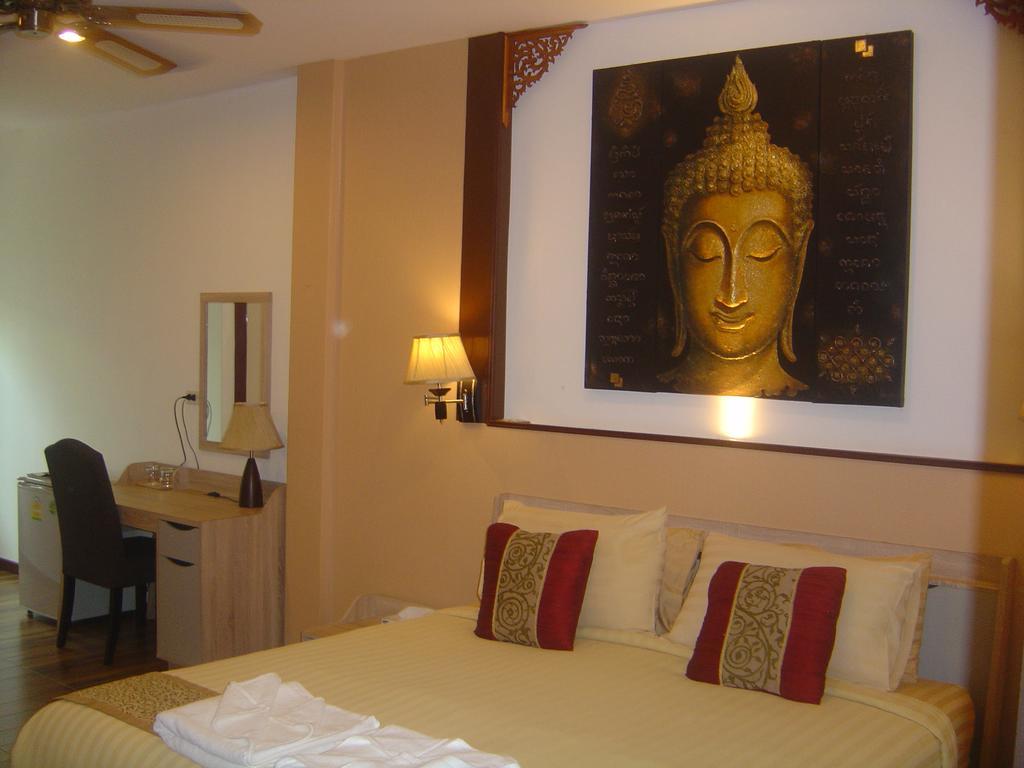 QG Resort Bangkok Exterior foto